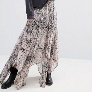 Religion Sheer Praise Skirt